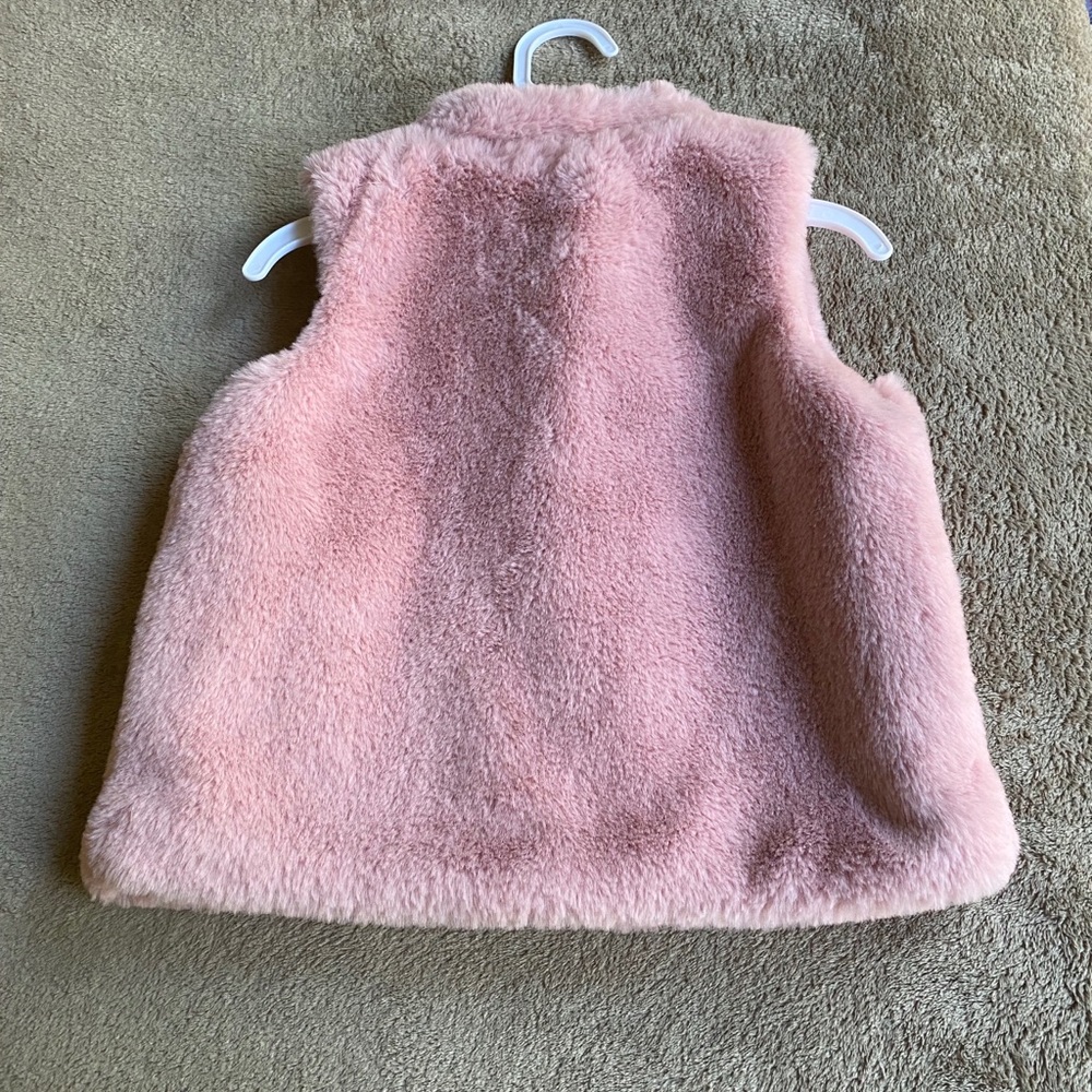 Epic Threads Cut Coney Faux Fur Glam Vest - Picture 3 of 8